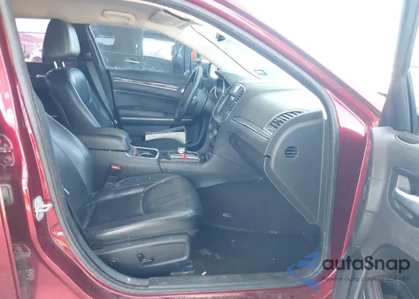 2016 Chrysler 300 Limited из США, поврежденный, VIN 2C3CCAAG4GH278237